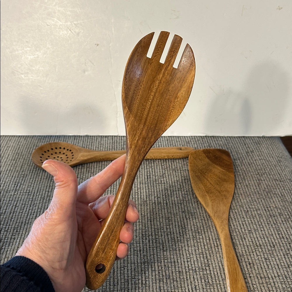 Wooden Utensil Set with Holder 6 pcs spoon spatula fork piece (salad server?) - Picture 10 of 13